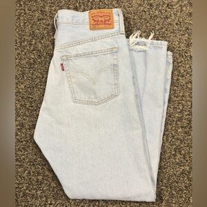 Women’s Levi's Sky Blue Denim Jeans 501